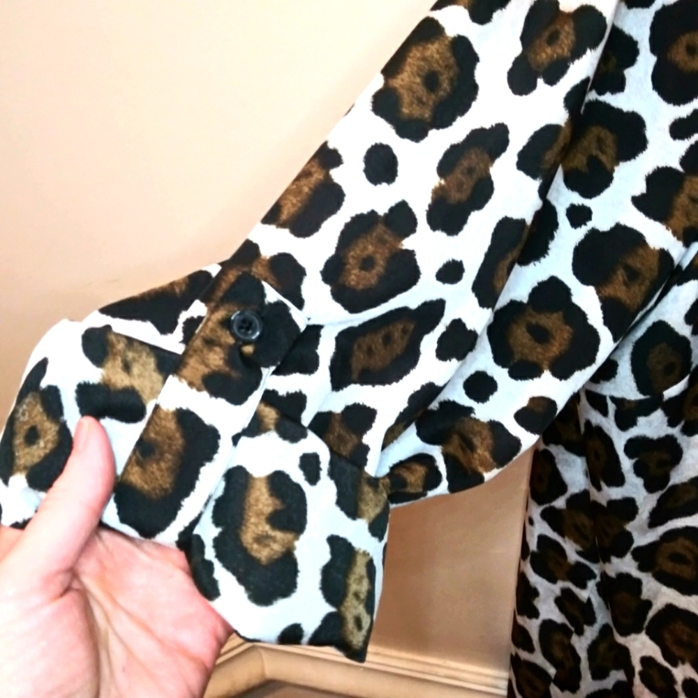 Michael Kors 3X Leopard Print Convertible Tab Sleeve Button Front Tunic Blouse - Picture 7 of 12